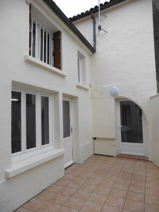  Maison � louer 5 pi�ces 90 m� Coulonges-sur-l'autize