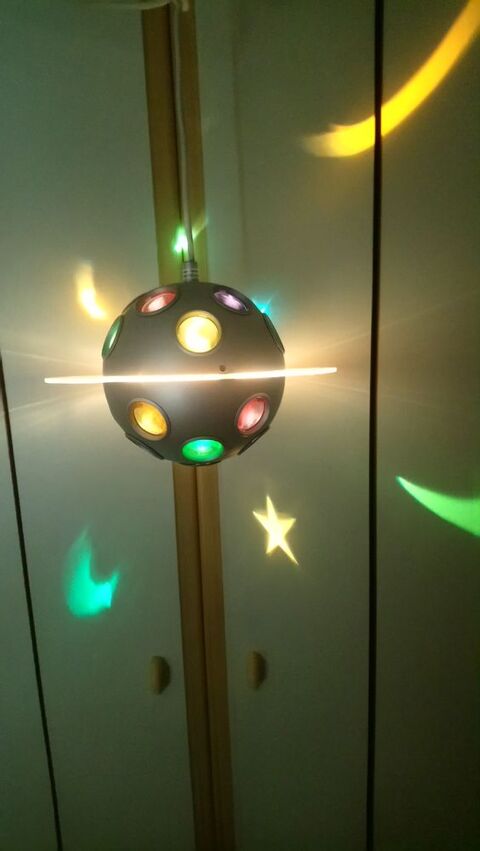 Boule lumineuse 25 Aubi�re (63)