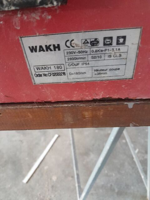 coupe carrelages 55 Lavelanet (09)