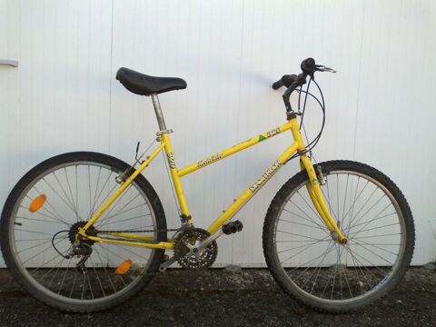 R�cup�re v�los HS 1 Challans (85)