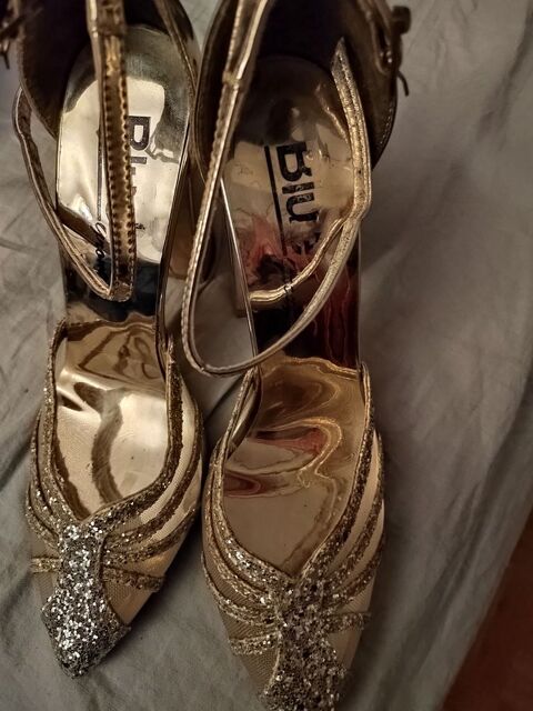 Sandales Dor� 25 Livry-Gargan (93)