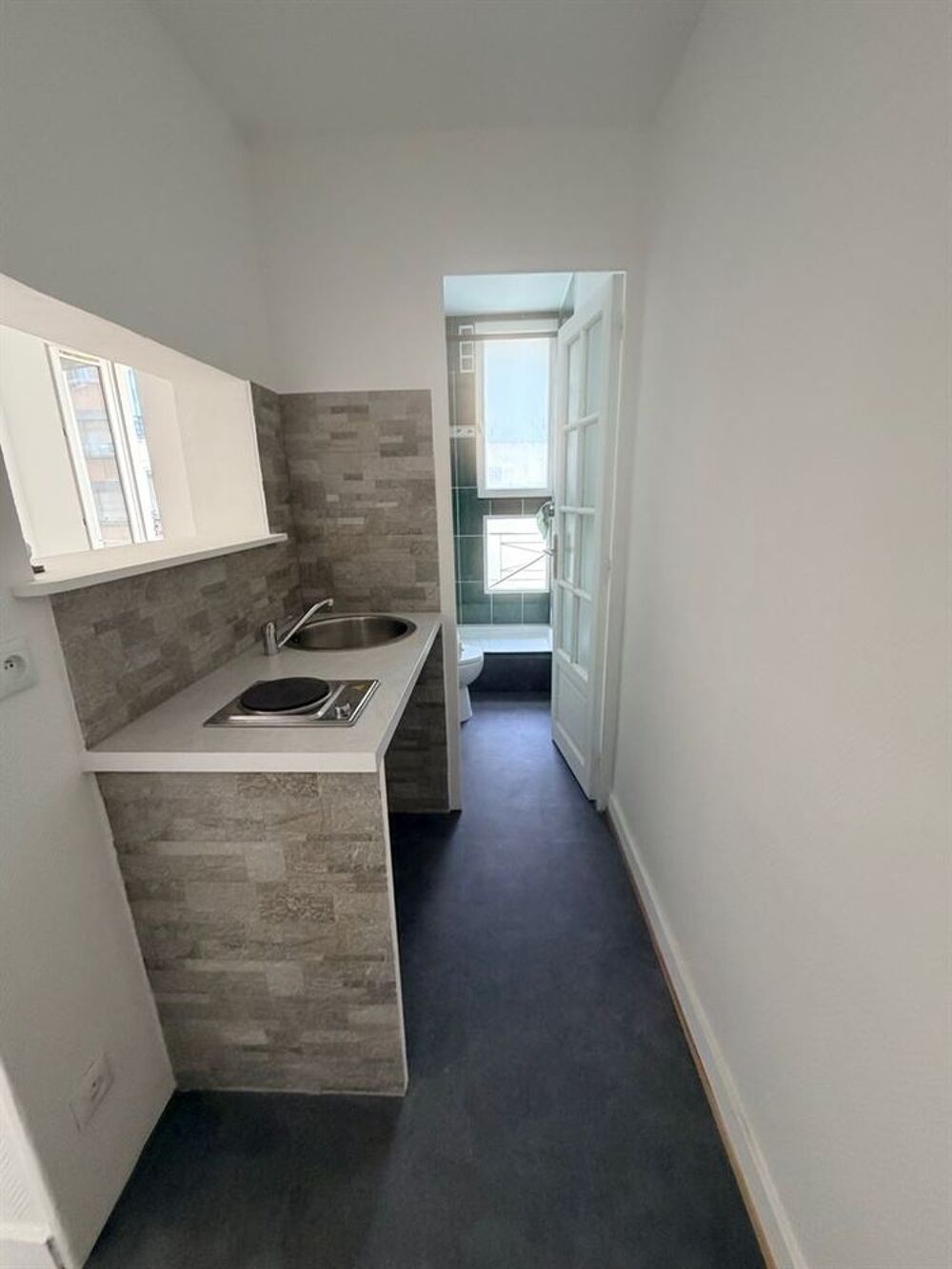 Vente Appartement Portes de Paris XIX éme2 pièces refait à neuf Aubervilliers