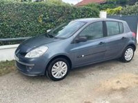 Clio III Clio 1.5 dCi 105 Dynamique 2004 occasion 44770 La Plaine-sur-Mer