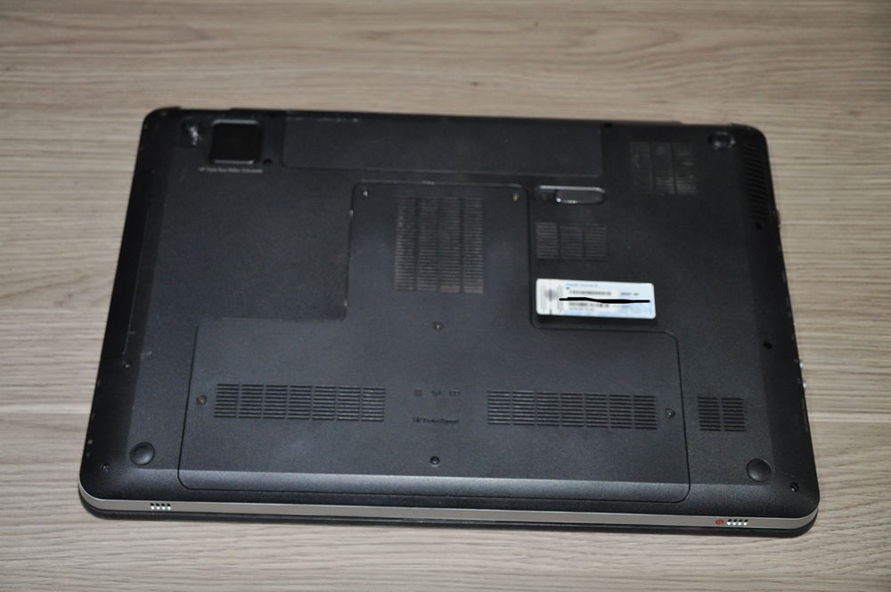 HP Pavilion DV7-4161sf de 17,3 pouces Matériel informatique