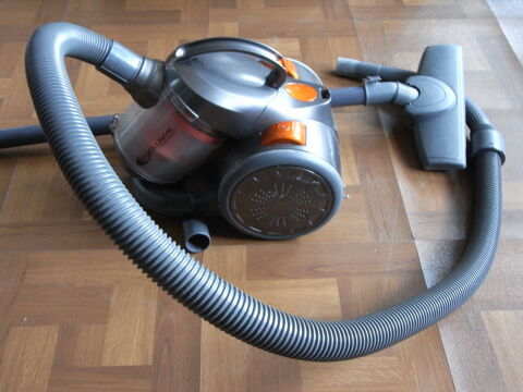 ASPIRATEUR SANS SAC 0 Megve (74)