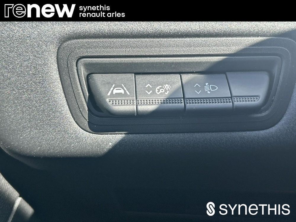 Captur E-Tech 145 - 21 Business 2022 occasion 13200 Arles