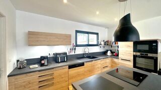  Villa � vendre 6 pi�ces 134 m�
