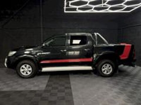 Hilux 3.0 D-4D Invincible Double Cabine 4WD BVA 2013 occasion 33520 Bruges