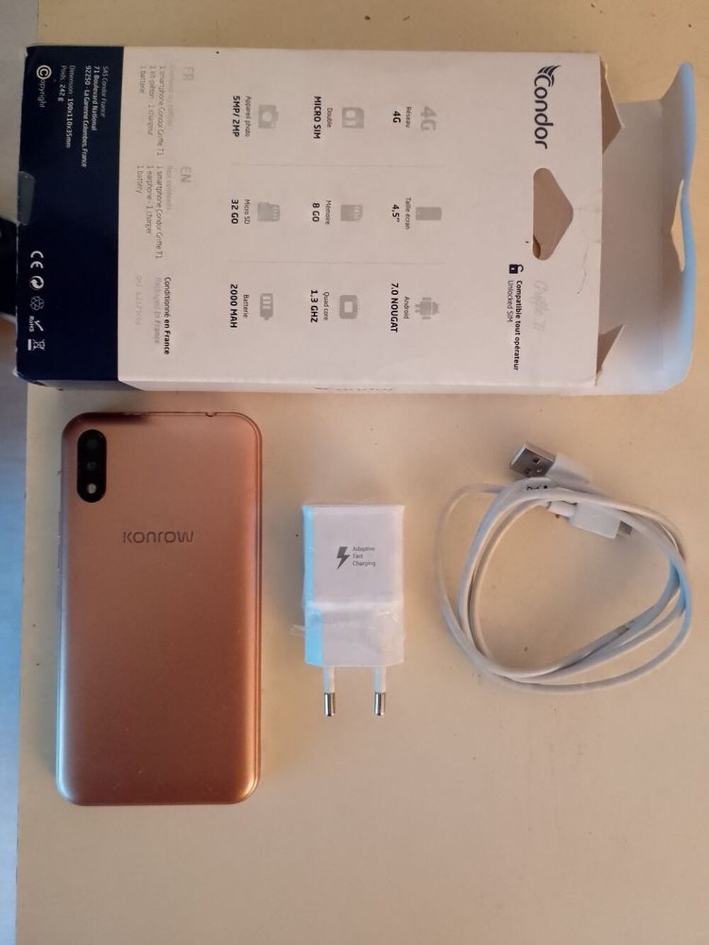 Doublon NEUF Smart-Phone 4G CONDOR 32Go 3GHZ Téléphones et tablettes