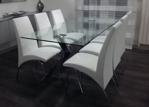 Table avec 6 chaises 370 370 Lexy (54)