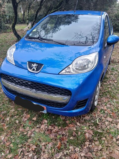 Peugeot 107 1.0e 12V 68ch BLUE LION Trendy