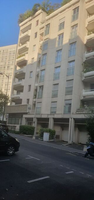  Parking / Garage � louer 10 m�