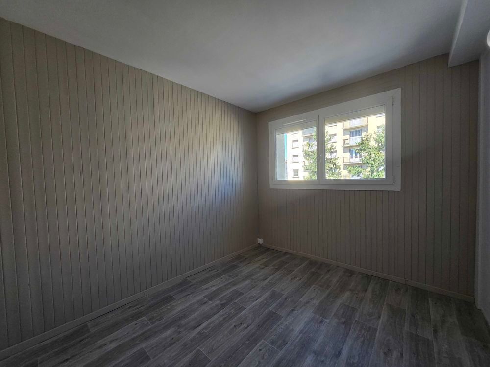 Vente Appartement T3 Bis 63 m² entièrement rénové, traversant | Grenoble Grenoble