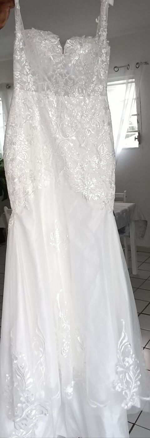 Robe de mariée neuve taille 36/38 150 Petit-Bourg (97)