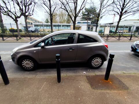 Opel corsa 1.0 - 65 ch Essentia