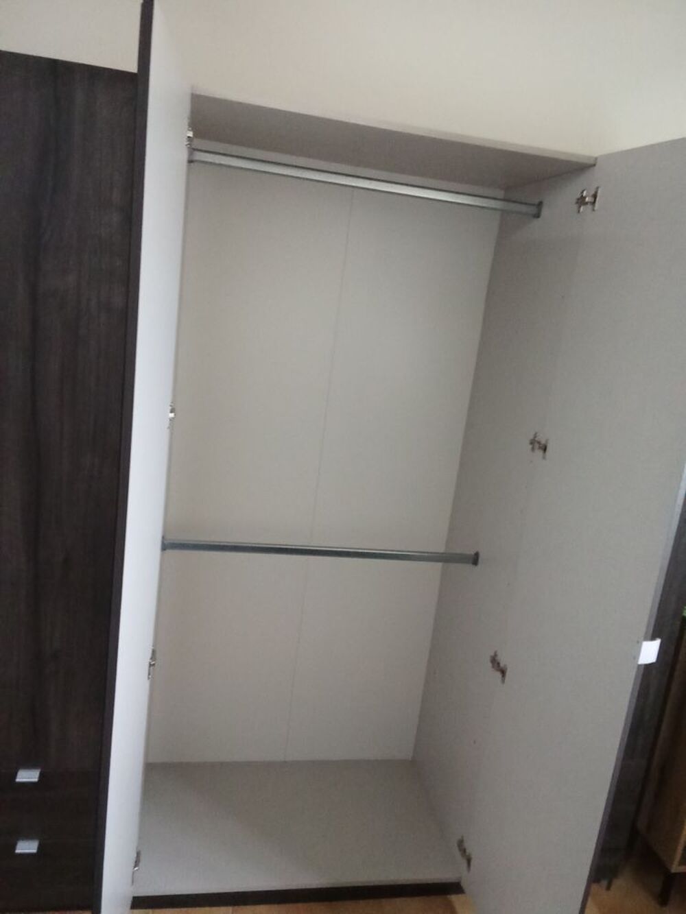 Armoire 4 portes Meubles
