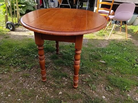 PETITE TABLE EN BOIS AVEC SES VOLETS STLE LOUIS PHILIPPE 45 Saint-Jean-du-Cardonnay (76)