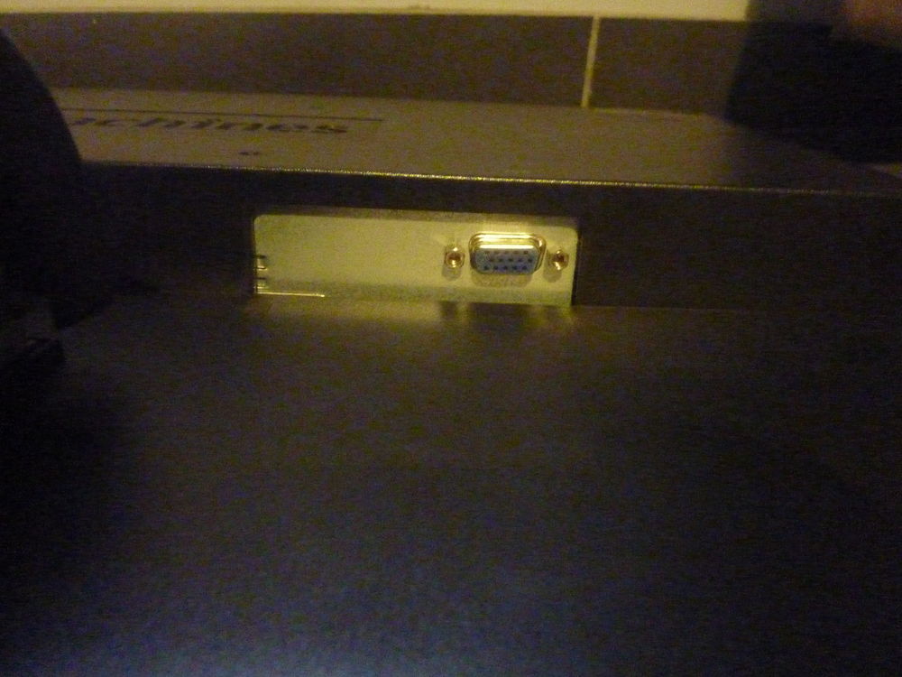 &Eacute;cran EMachines E230H 23 Pouces Matériel informatique