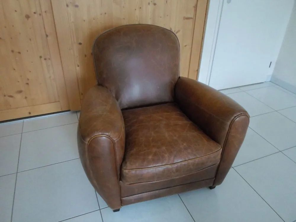 Fauteuil Cuir vintage de qualit&eacute; sup&eacute;rieure, 
Meubles