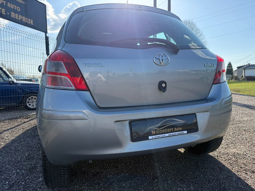 Yaris 100 VVT-i Millenium 2011 occasion 57880 Ham-sous-Varsberg