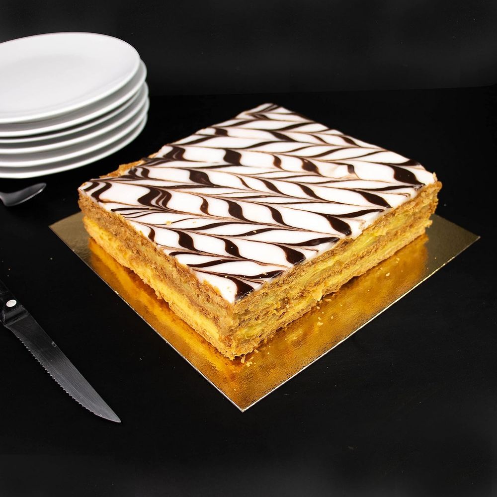 8 Supports &agrave; G&acirc;teau Carr&eacute;s en Carton Couleurs Or/Noir, 30 cm Décoration