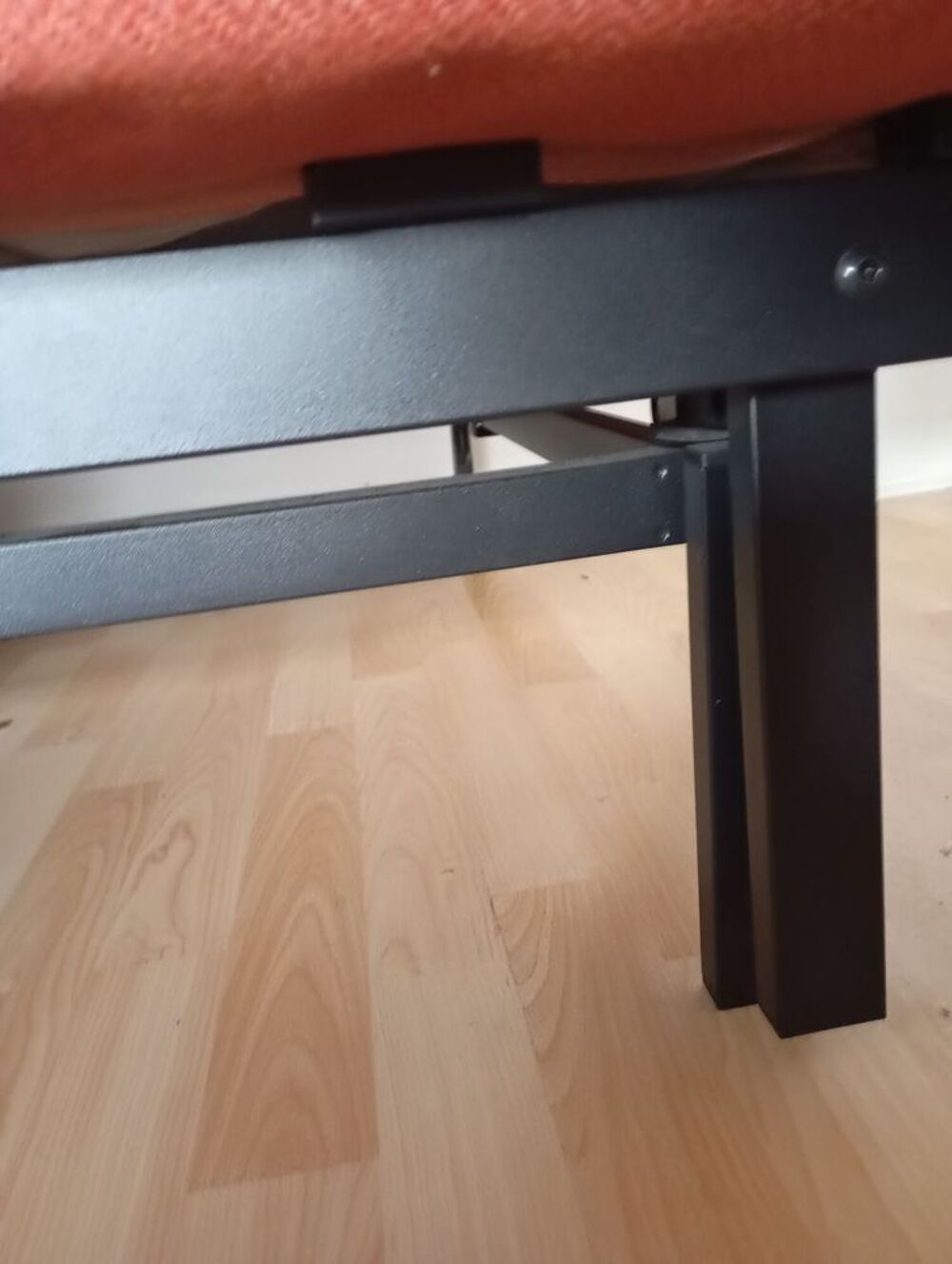 Canap&eacute; lit IKEA comme neuf rouge sienne Meubles