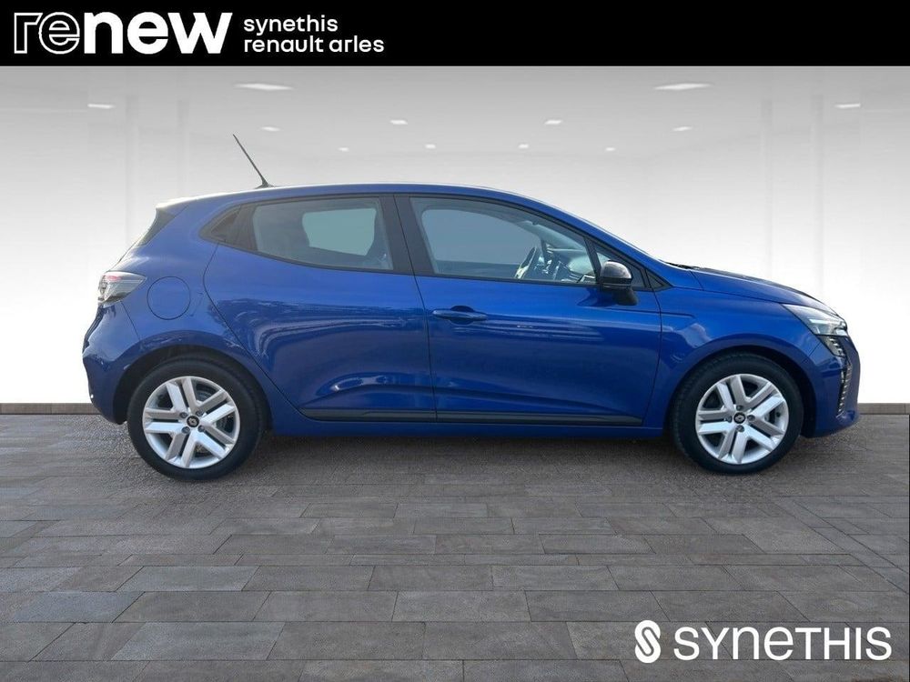 Clio V Clio E-Tech full hybrid 145 Evolution 2024 occasion 13200 Arles