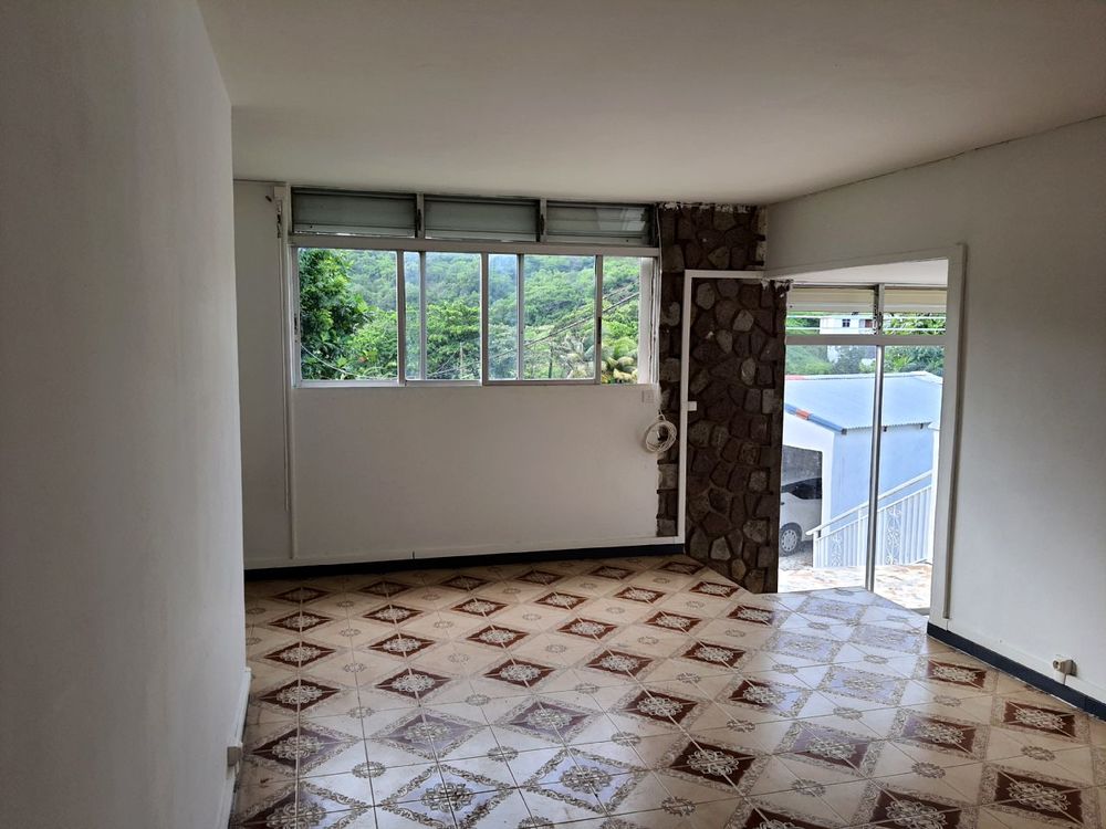 Location Maison Jolie Maison dans la campagne 'Antillaise' -  � Sainte-Anne Sainte-anne