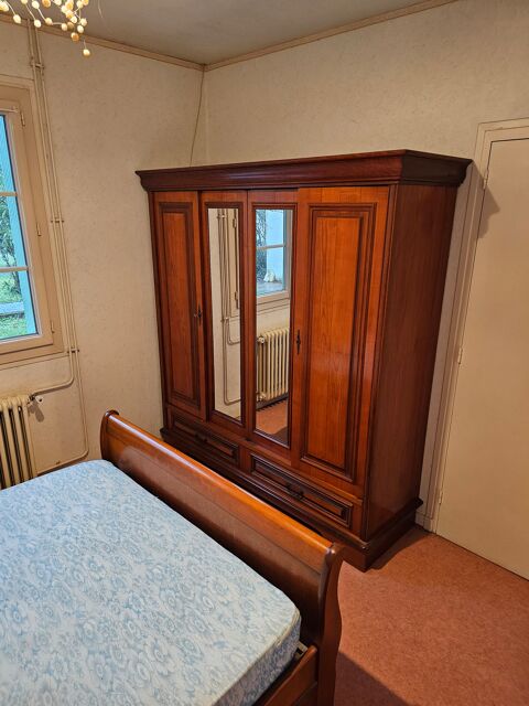 Chambre  coucher en Merisier massif 480 Gardonne (24)