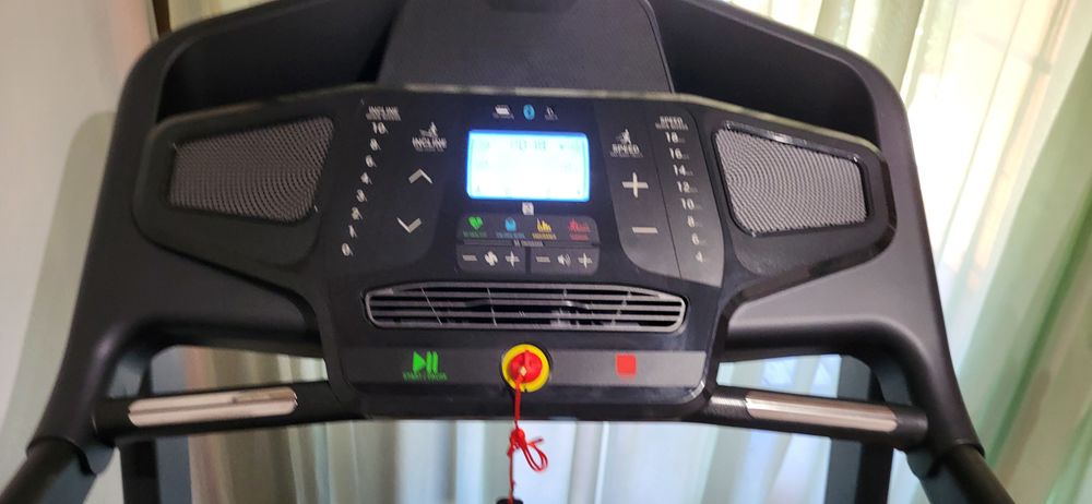 Tapis de course &eacute;tat neuf Domyos T900D Sports
