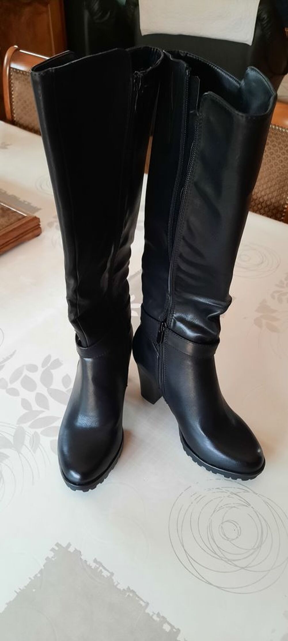 Bottes femme noires Chaussures