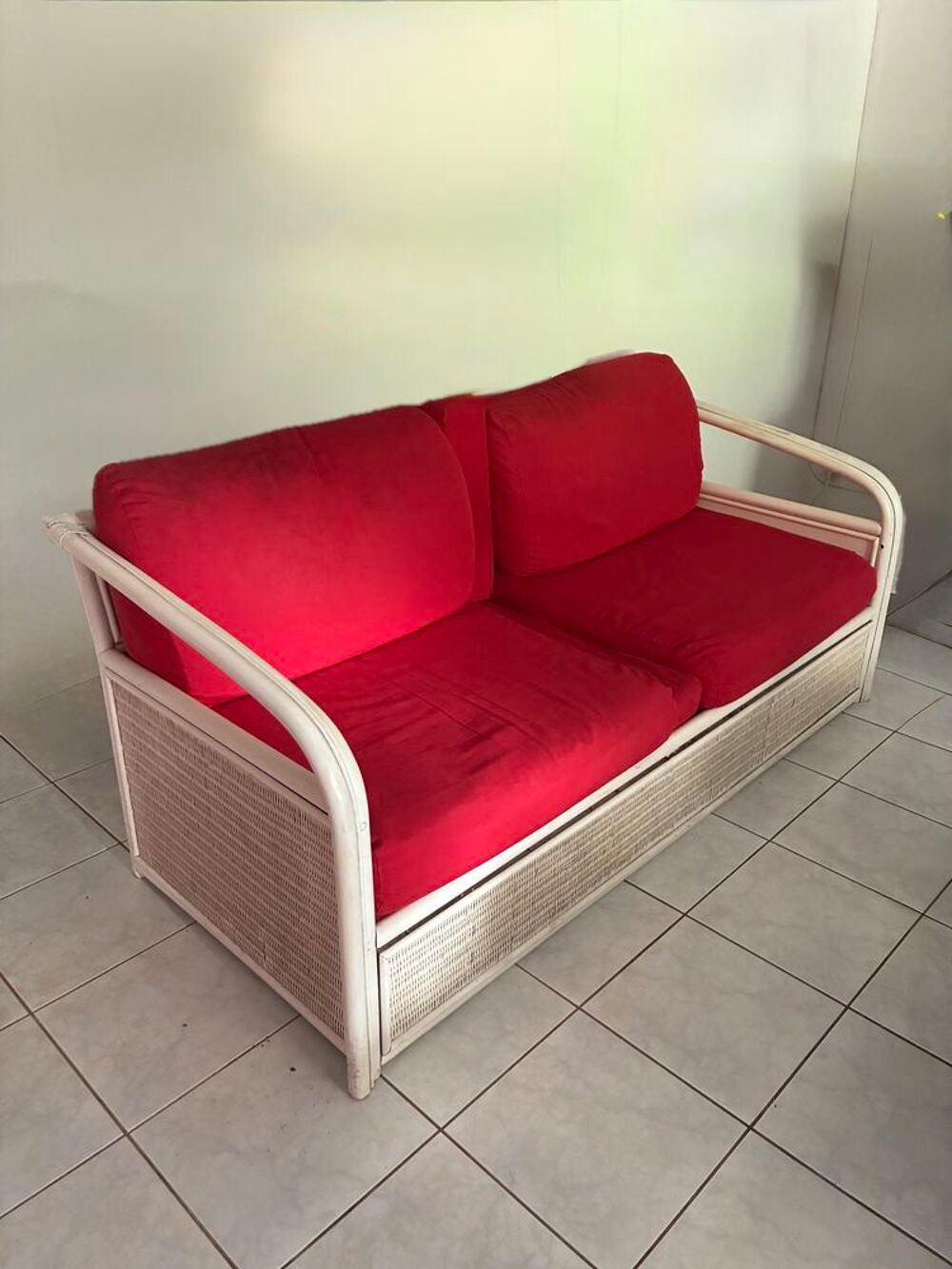 ensemble canap&eacute; et fauteuils Meubles