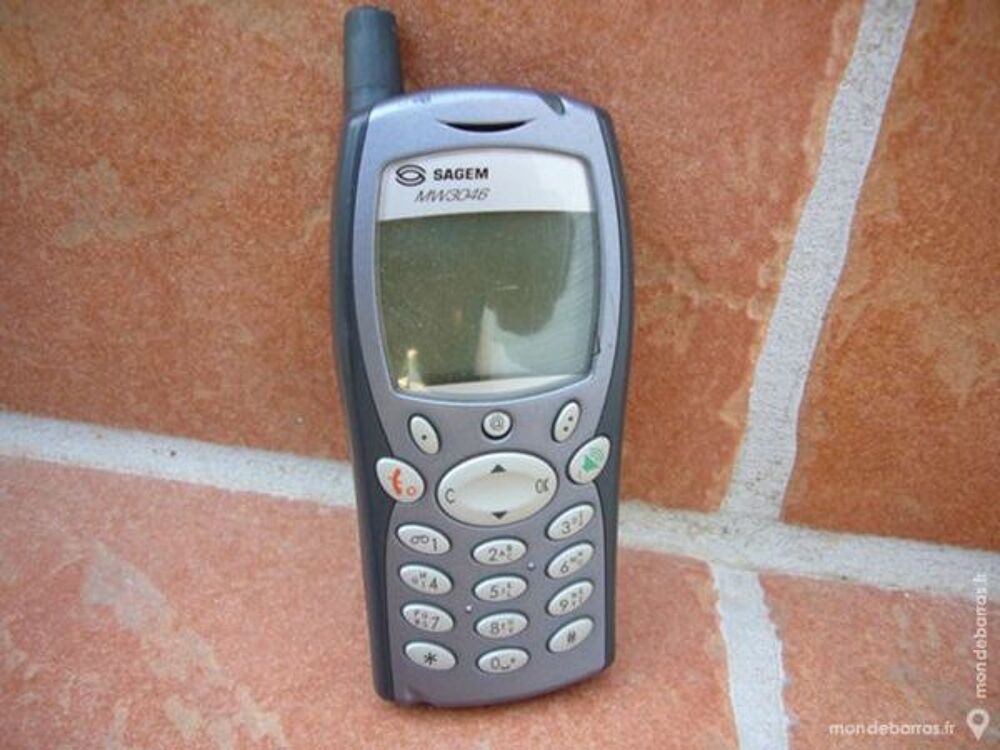T&eacute;l&eacute;phone portable Sagem mw3046 pr collectionneur Téléphones et tablettes