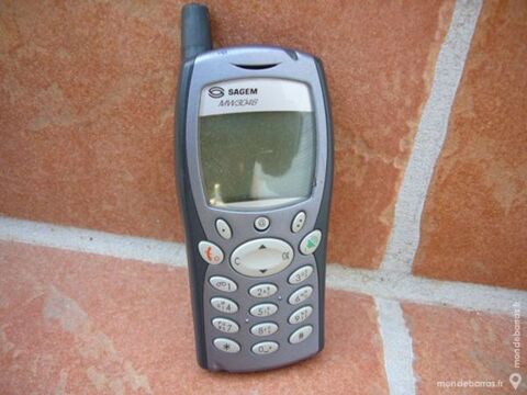 Tlphone portable Sagem mw3046 pr collectionneur 25 Peypin (13)