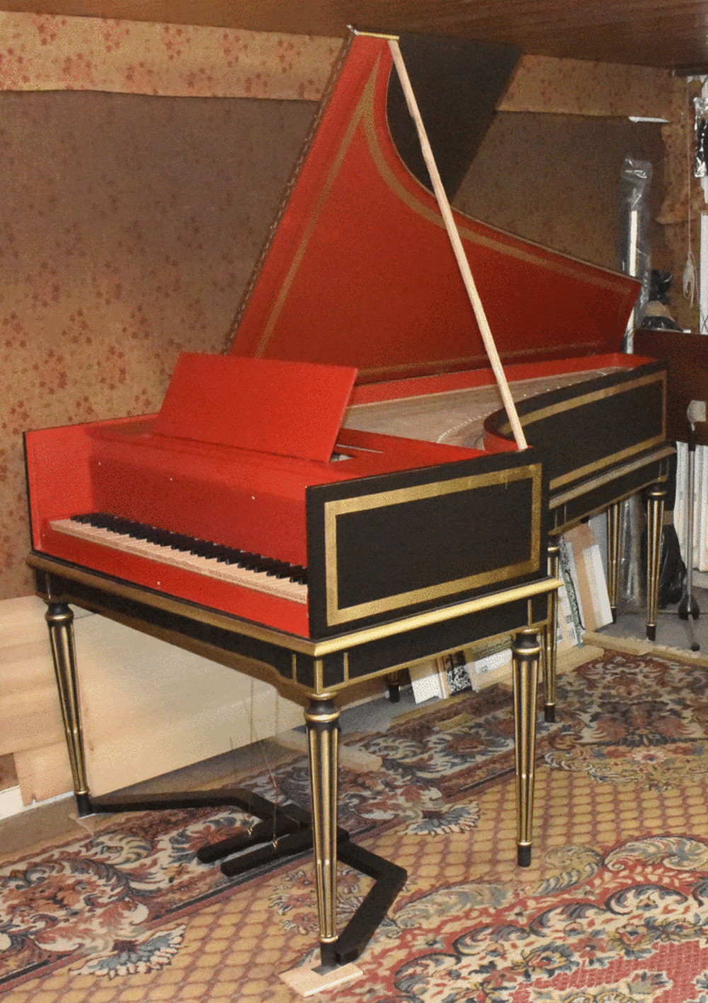 pianoforte copie de Thomas TOMKINSON, dessin&eacute; par J CARDA. Instruments de musique