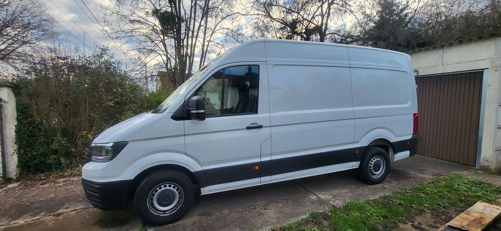 Crafter CRAFTER VAN 35 L3H3 2.0 TDI 177 CH 4MOTION BUSINESS LINE 2018 occasion 18150 Cuffy