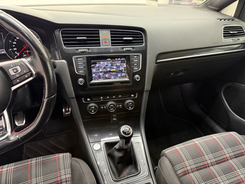Golf 2.0 TSI 230 BlueMotion Technology GTI Performance 2015 occasion 69120 Vaulx-en-Velin