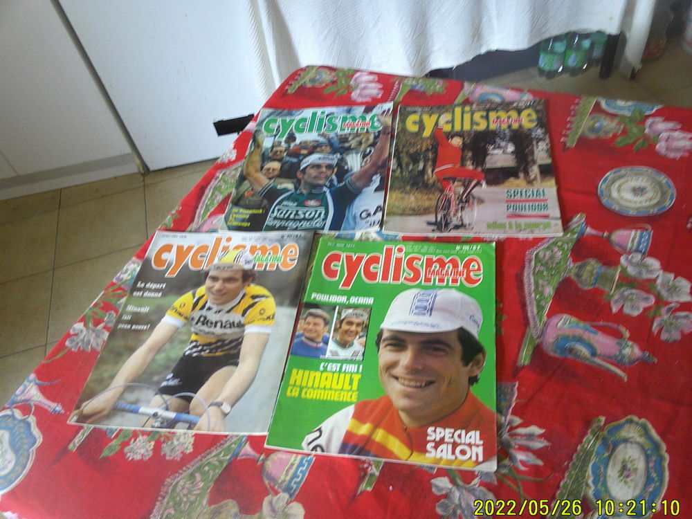 15. Revues Cyclisme Magazine de : 1976 a 1978 Livres et BD