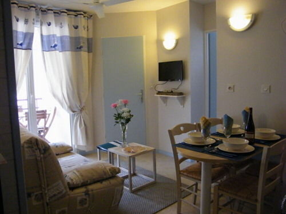    La jonch�e  curistes  vacanciers Poitou-Charentes, Rochefort (17300)