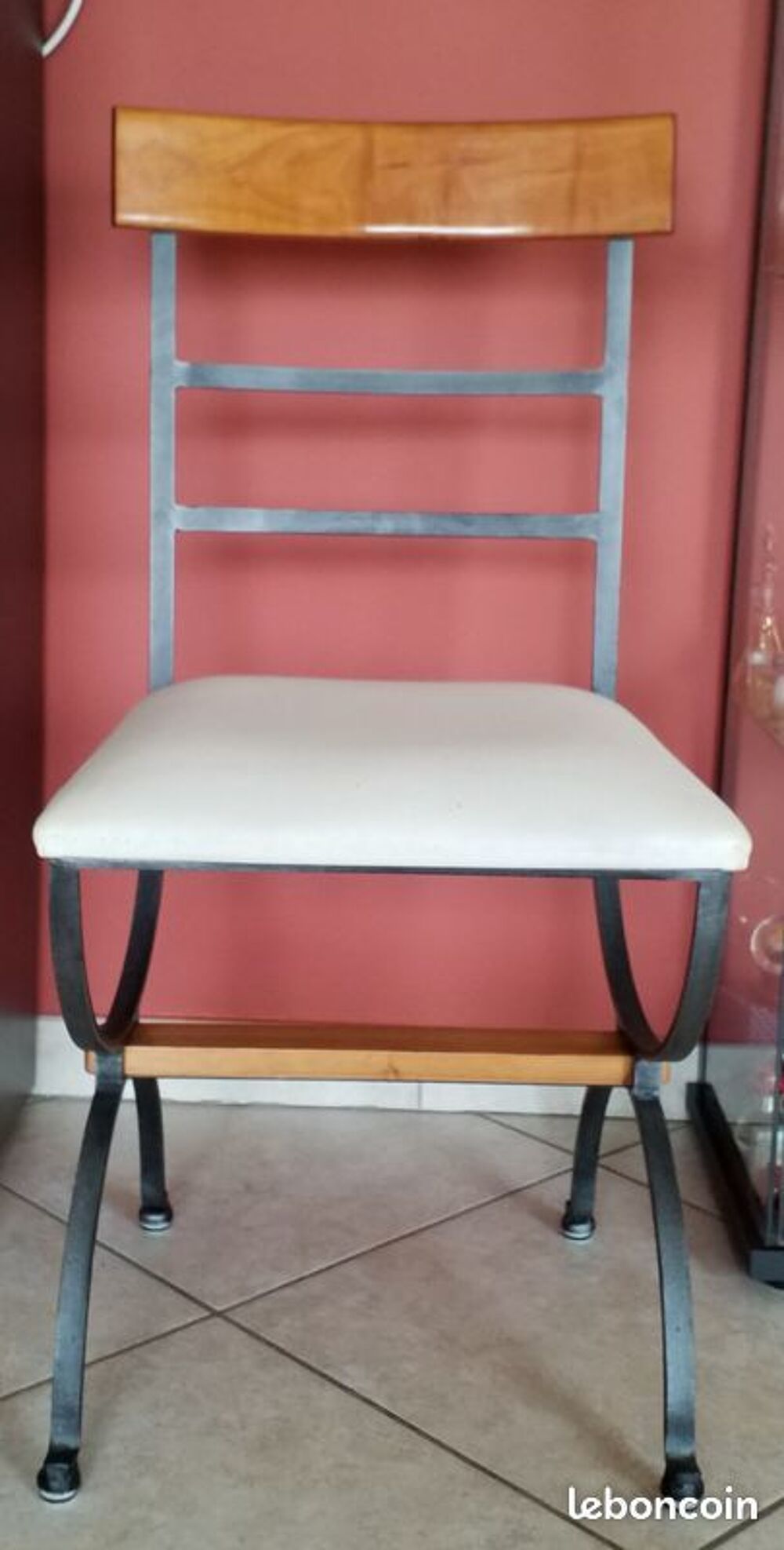 Table chaises salle &agrave; manger merisier avec incrustation Meubles