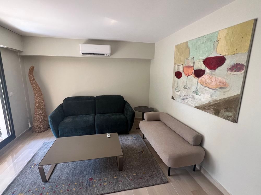 Location Appartement Appartement 2 pièces (65 m2) meublé prés de la plage à Nice Nice