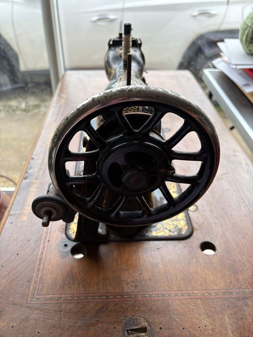 Machine &agrave; coudre ancienne 