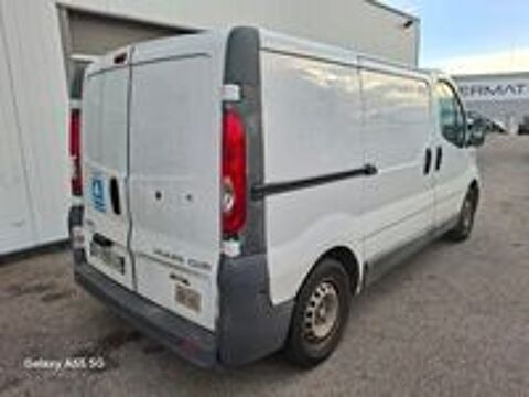 Vivaro 2.0 CDTI 114CV 2011 occasion 69320 Feyzin