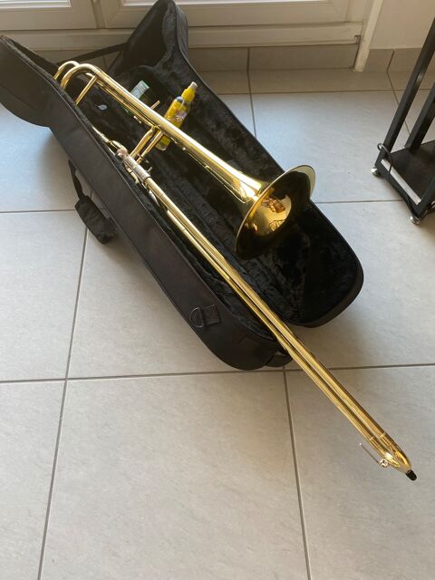 Trombone  300 Unieux (42)