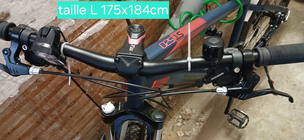 VTT FEMME BLEU 175-184cm L TRES BON ETAT Vélos