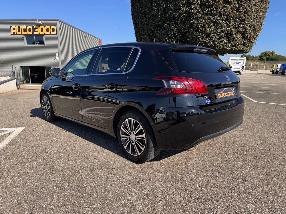 308 BlueHDi 130ch S&S BVM6 Allure 2021 occasion 84290 Sainte-C&eacute;cile-les-Vignes