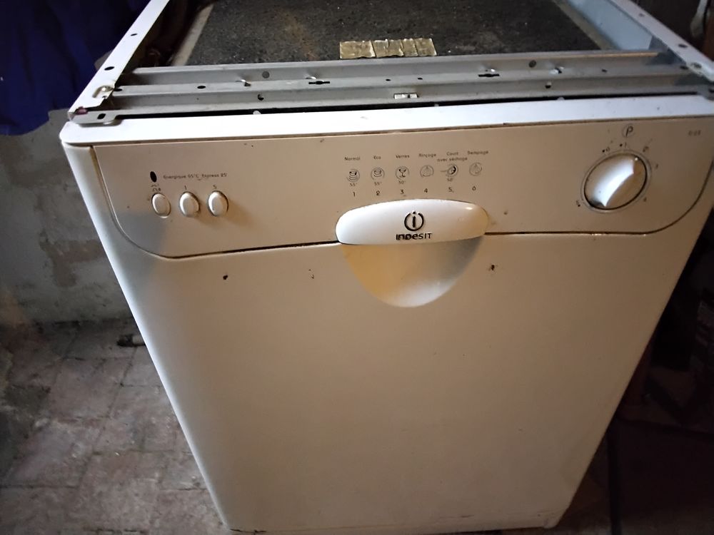 Lave vaisselle Indesit 12 couverts Electroménager