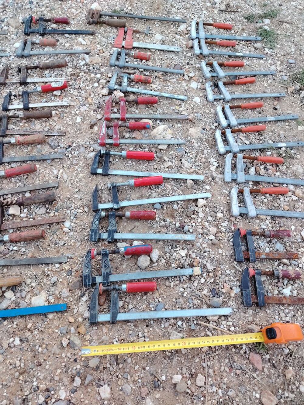 Petit serre joint a pompe Bricolage