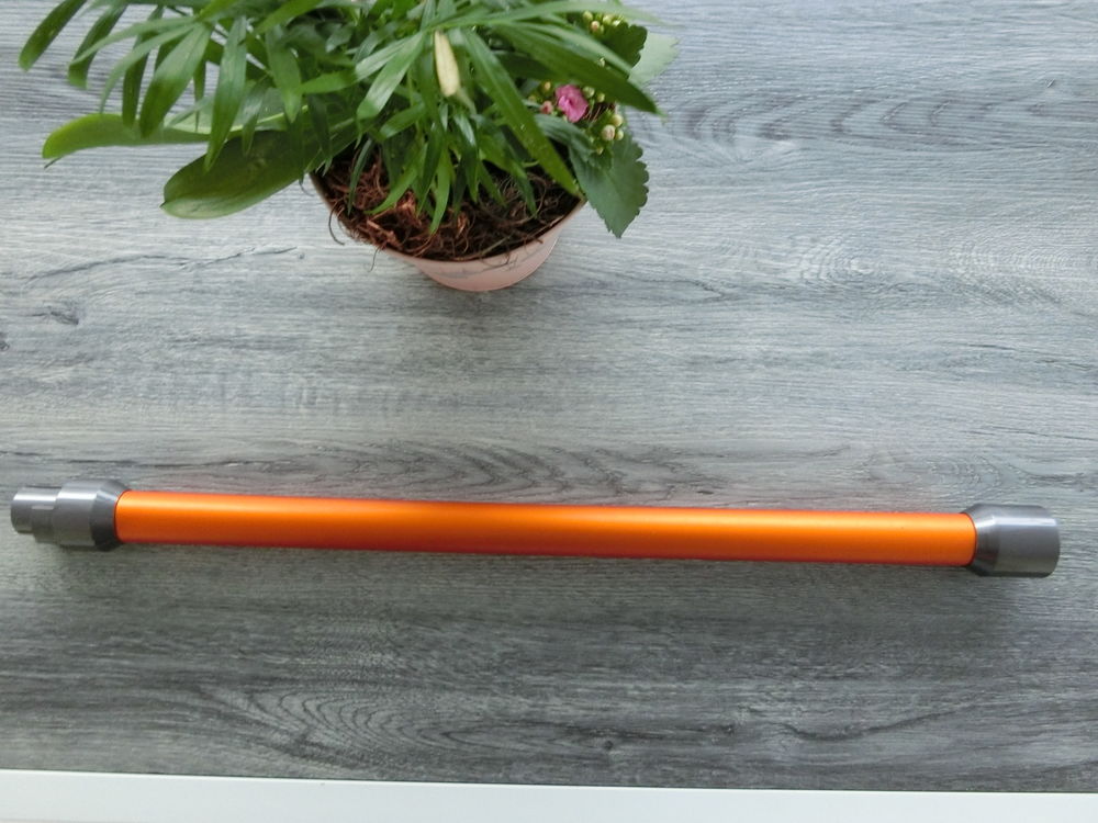 TUBE ASPIRATEUR DYSON Electroménager