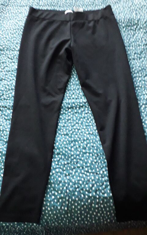 LEGGING, T. 4, marque CAMAIEU 8 Brouckerque (59)